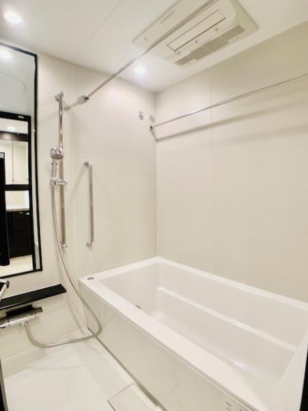 バス・シャワールーム　バス