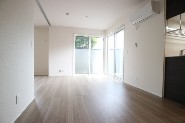 居室・リビング　同仕様