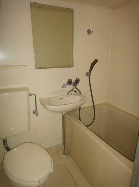 トイレ　別部屋参考写真です