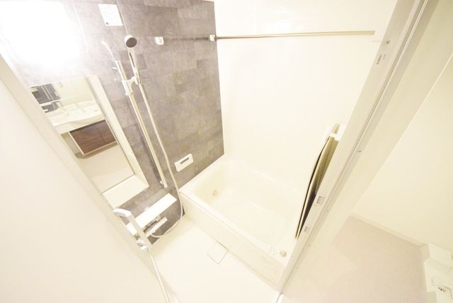 バス・シャワールーム　★★バストイレ別物件★★