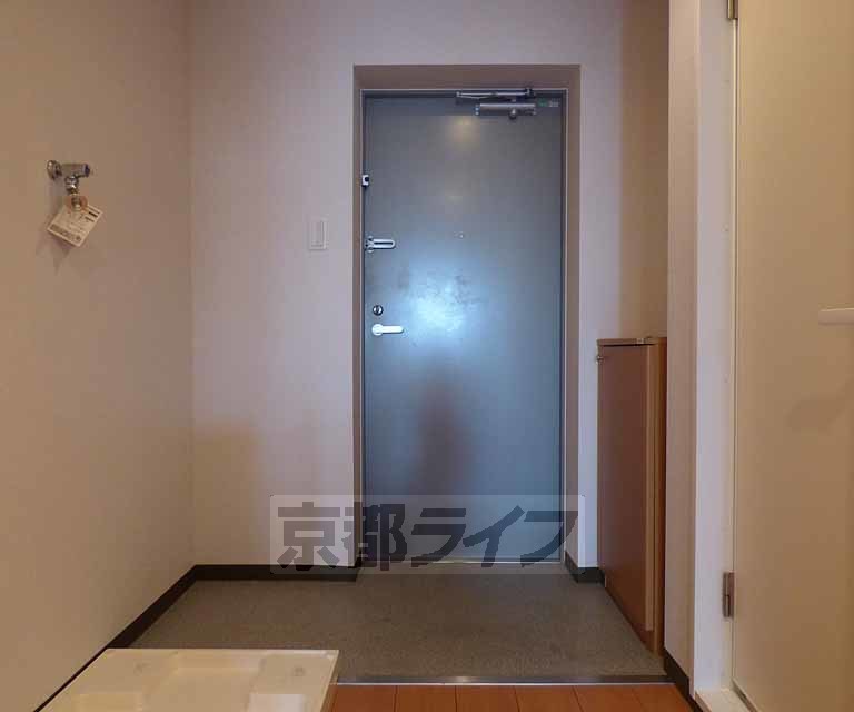 玄関　玄関です。