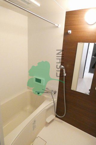 バス・シャワールーム　清潔感のある浴室です！