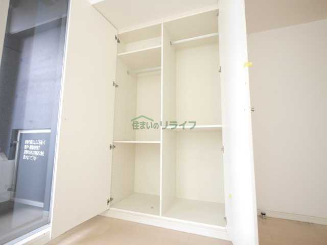 玄関　レジディア市ヶ谷