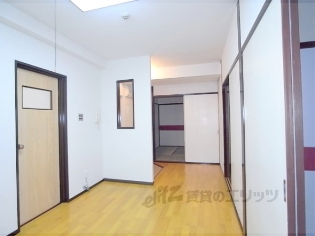 居室・リビング　洋室