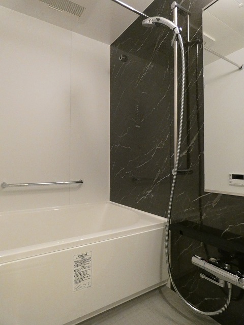 バス・シャワールーム　バス※別部屋参考写真