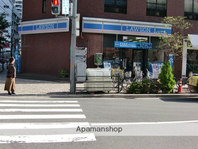 コンビニ　ローソン（コンビニ）まで62m