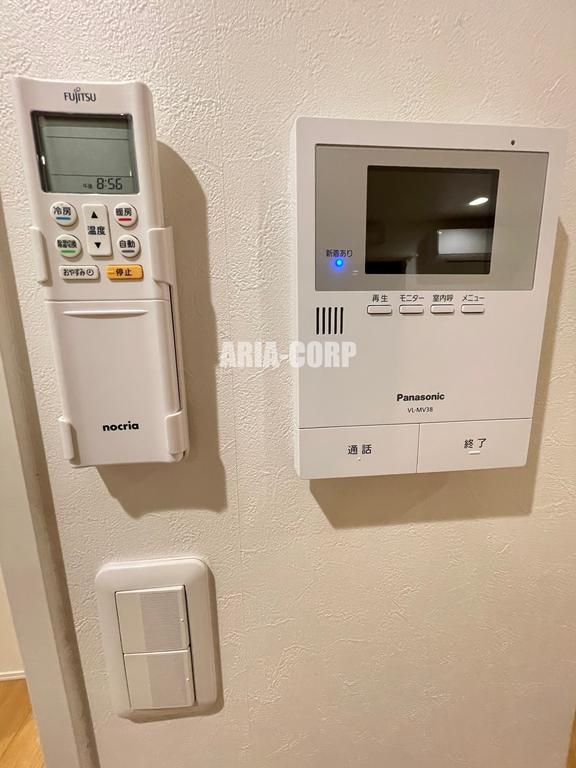 セキュリティ　録画機能付きTVモニターホンで外出時の訪問者も確認できます！