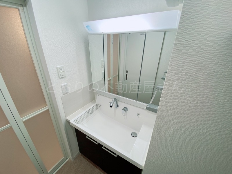 洗面設備　独立洗面台