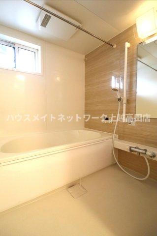 バス・シャワールーム　浴室