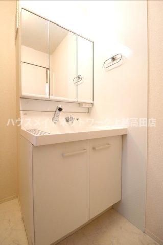 洗面設備　洗髪洗面化粧台