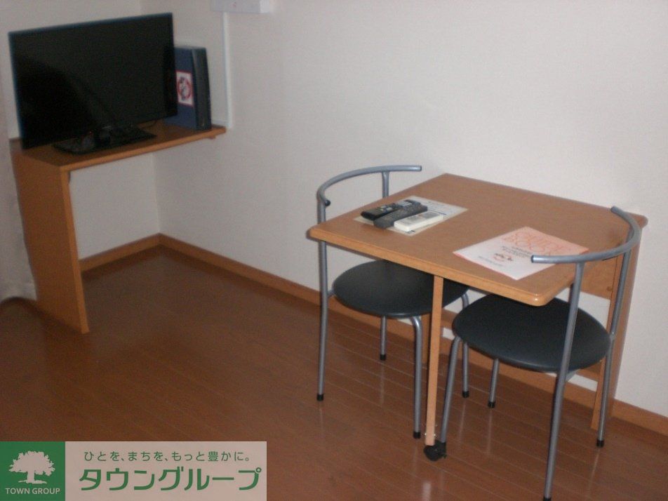 居室・リビング　家具家電付き