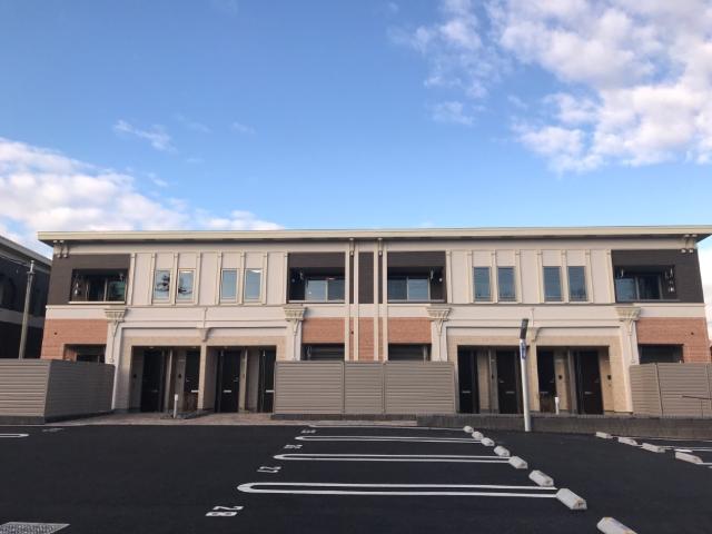 エントランス　外観写真（昼）