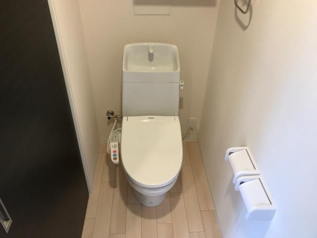 トイレ　シャワー付トイレ