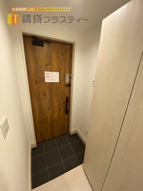 玄関　シューズボックスも大きめ！