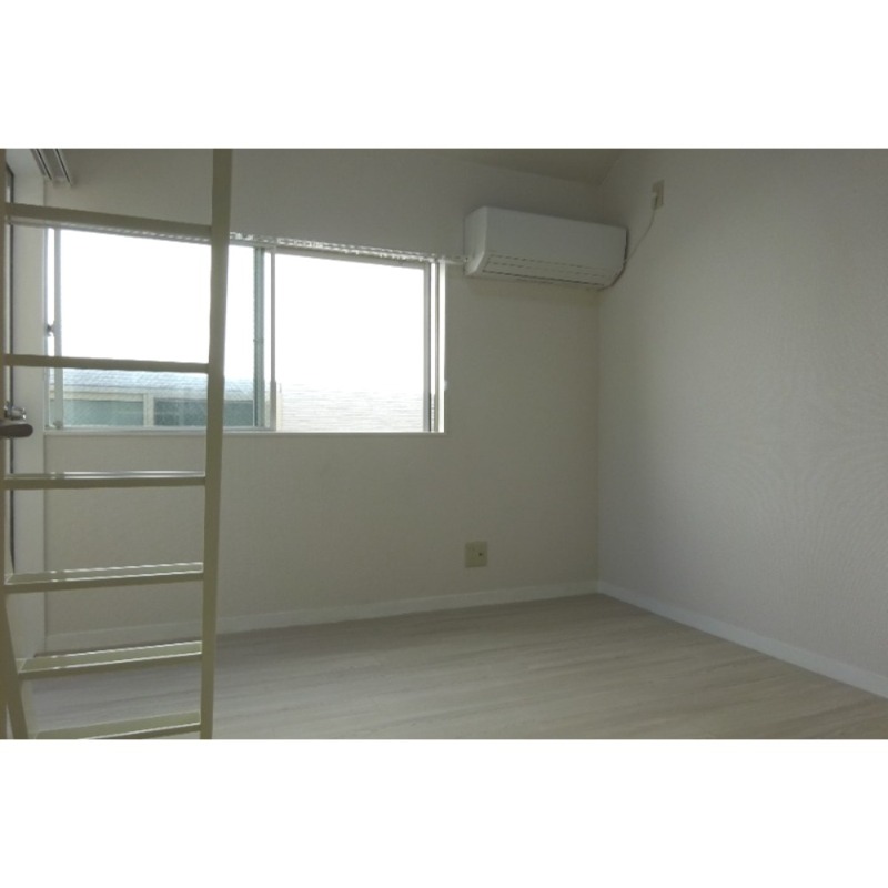 居室・リビング　※別号室写真使用※