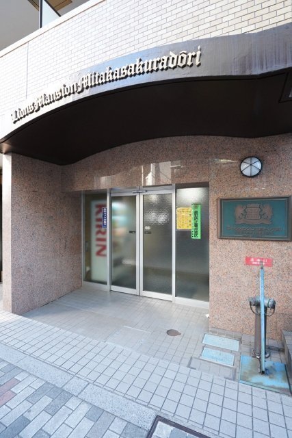 エントランス　エントランス