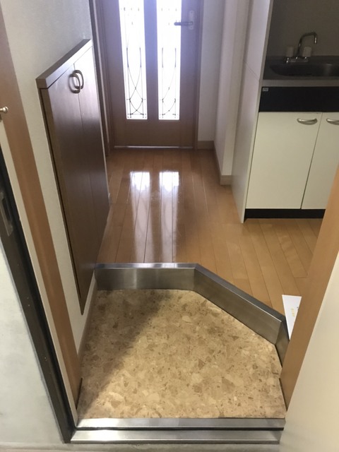 玄関　参考写真