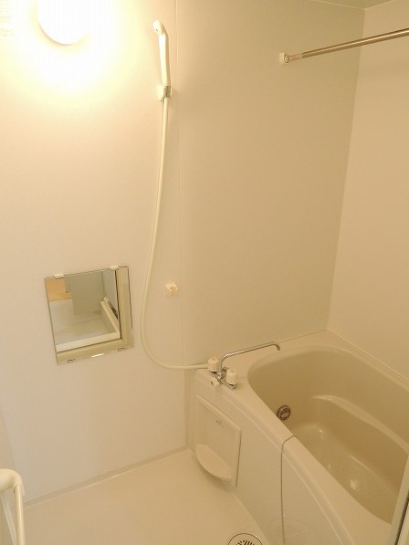 バス・シャワールーム　浴室換気乾燥機