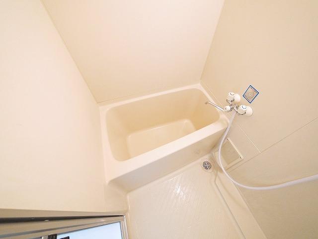 バス・シャワールーム　お風呂で日々の疲れを落としましょう