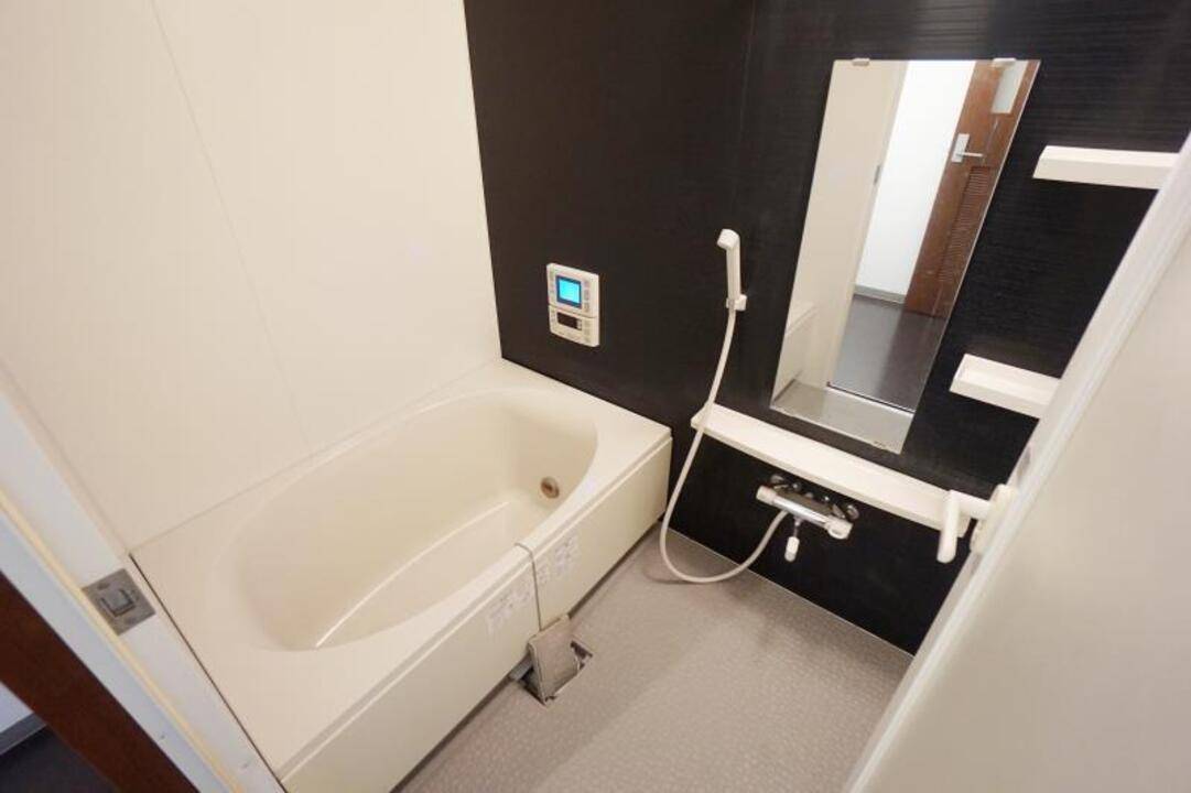 バス・シャワールーム　浴室