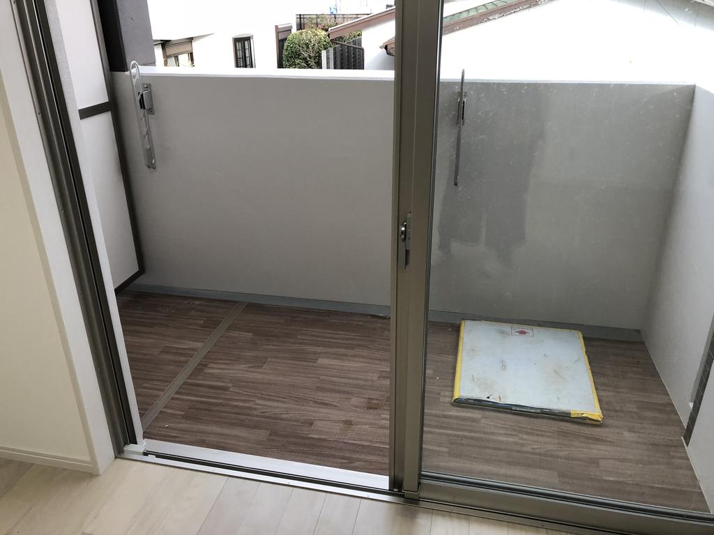 バルコニー　洗濯物もたくさん干せます