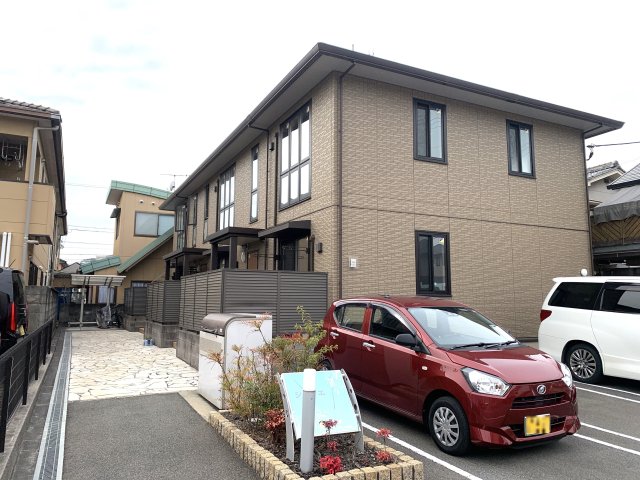 建物外観　シェリエ・軽量鉄骨造