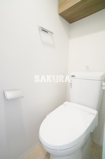 トイレ　嬉しい温水洗浄便座♪