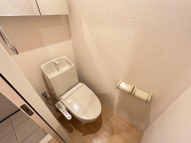 トイレ　シャワー付トイレ