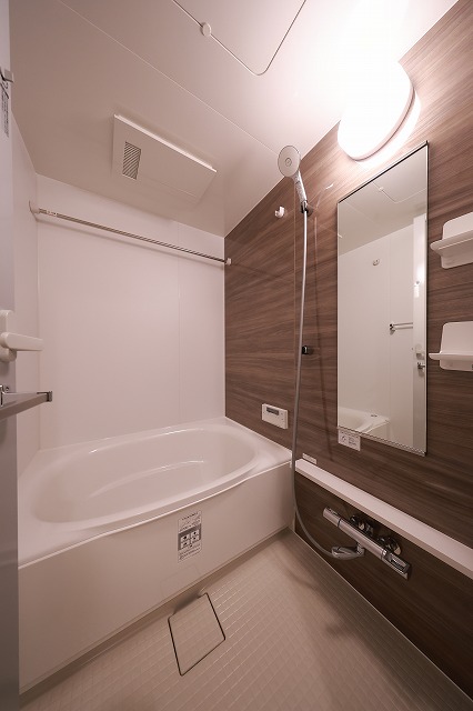 バス・シャワールーム　バス※別部屋参考写真