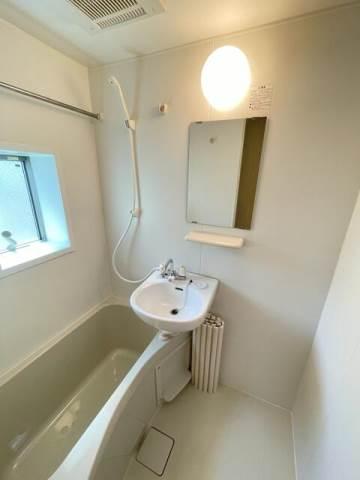 バス・シャワールーム　?