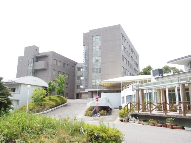 大学・短大　人間環境大学（大学・短大）まで5399m