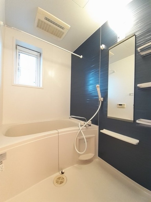 バス・シャワールーム　図面と現状に相違がある場合には現状を優先