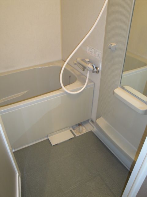 バス・シャワールーム　浴室