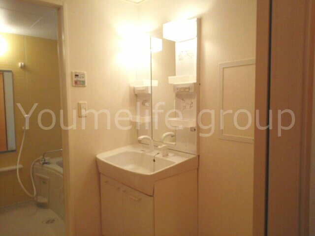 洗面設備　201号室