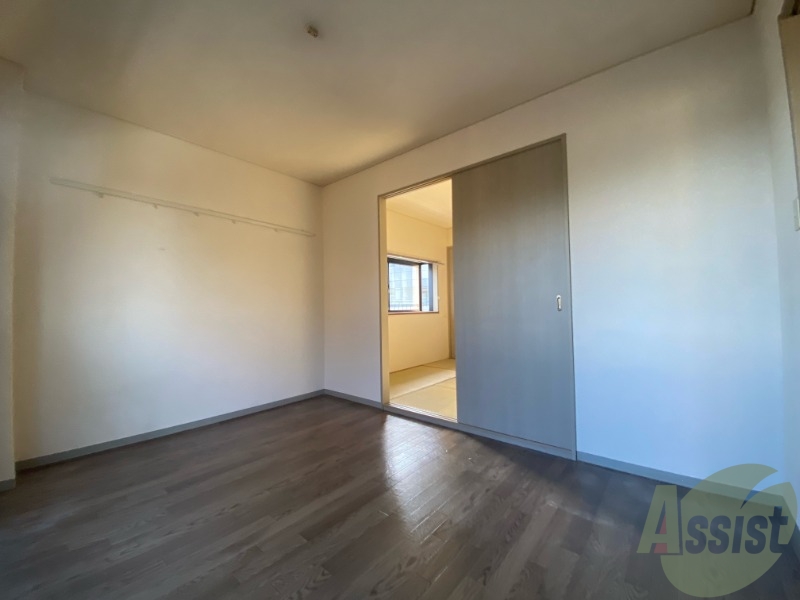 その他部屋・スペース　寝室には６帖の洋室をお使いください！使いやすい広さです！