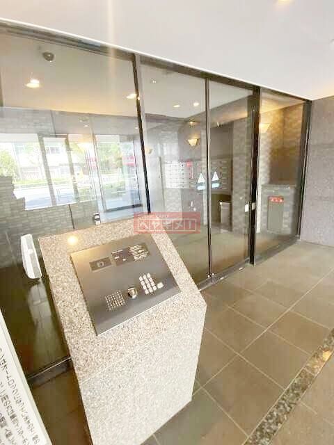 セキュリティ　エントランス