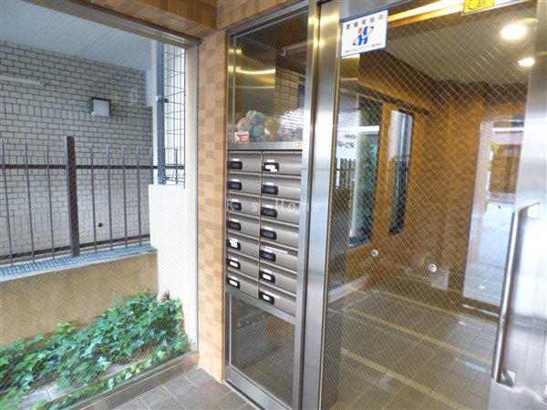 エントランス　エントランス