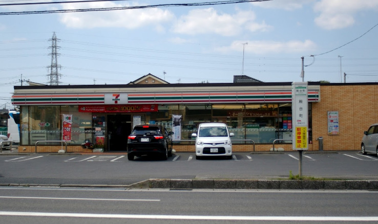 コンビニ　セブンイレブン 千葉殿台町店（コンビニ）まで821m