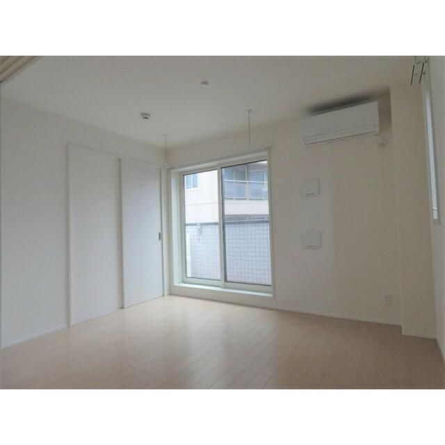 バルコニー　バルコニーがあります