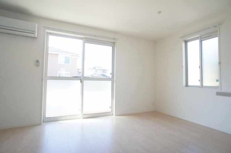 居室・リビング　図面と現状に相違がある場合には現状を優先