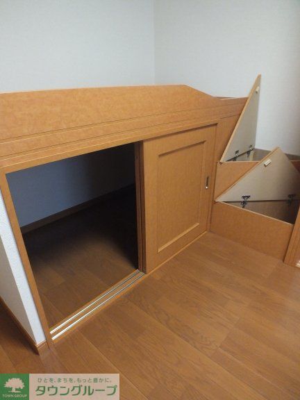 その他部屋・スペース　ベッド下収納
