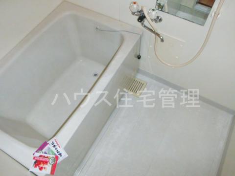 バス・シャワールーム　バス