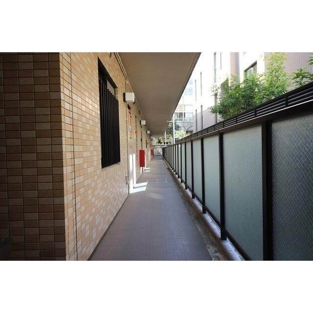 バルコニー　（別タイプ参考写真）メトロステージ小日向　文京区小日向2