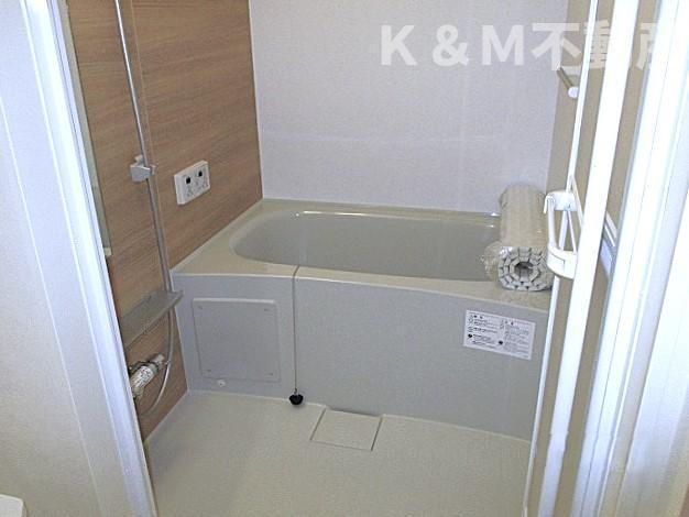 バス・シャワールーム　きれいなお風呂です