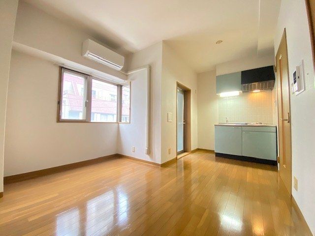 居室・リビング　ご来店お待ちしてます