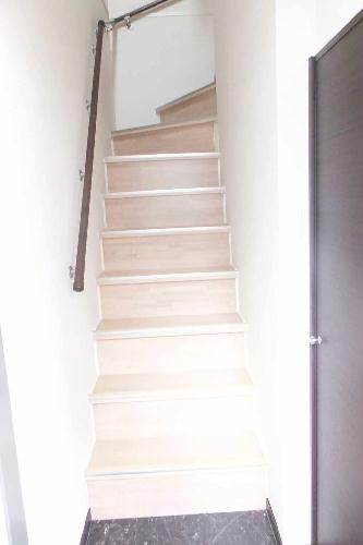 玄関　専用階段