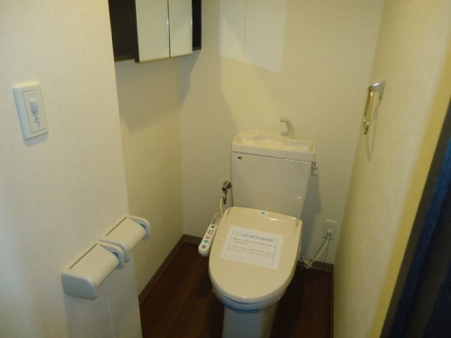 トイレ　シャワー付トイレ（イメージ）