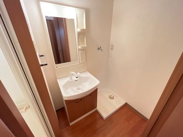 洗面設備　洗髪洗面化粧台