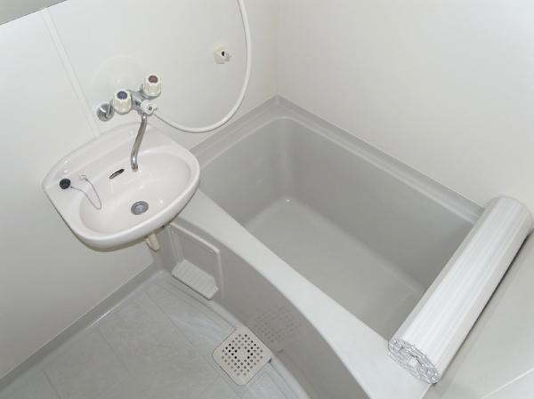 バス・シャワールーム　浴室