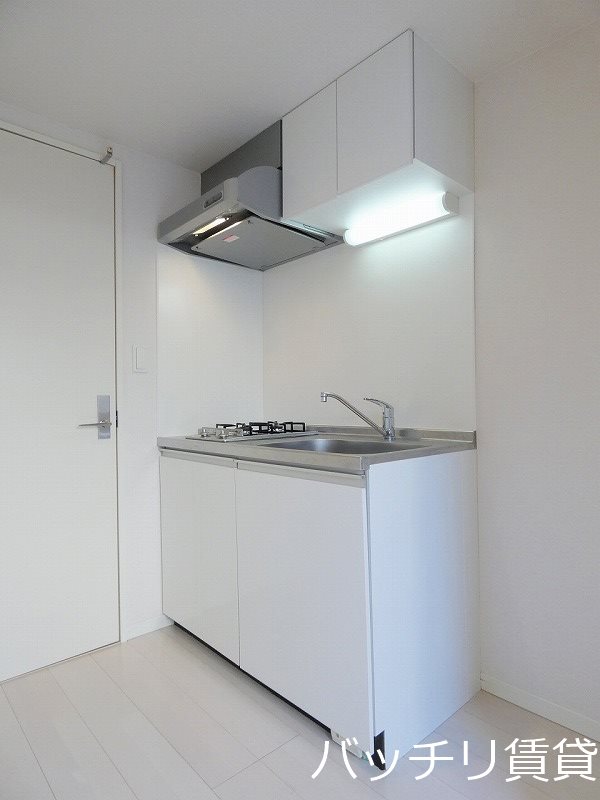 キッチン　同型タイプの為、現状を優先致します。